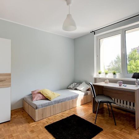 Krzywon 8 Rooms Varsovie Extérieur photo
