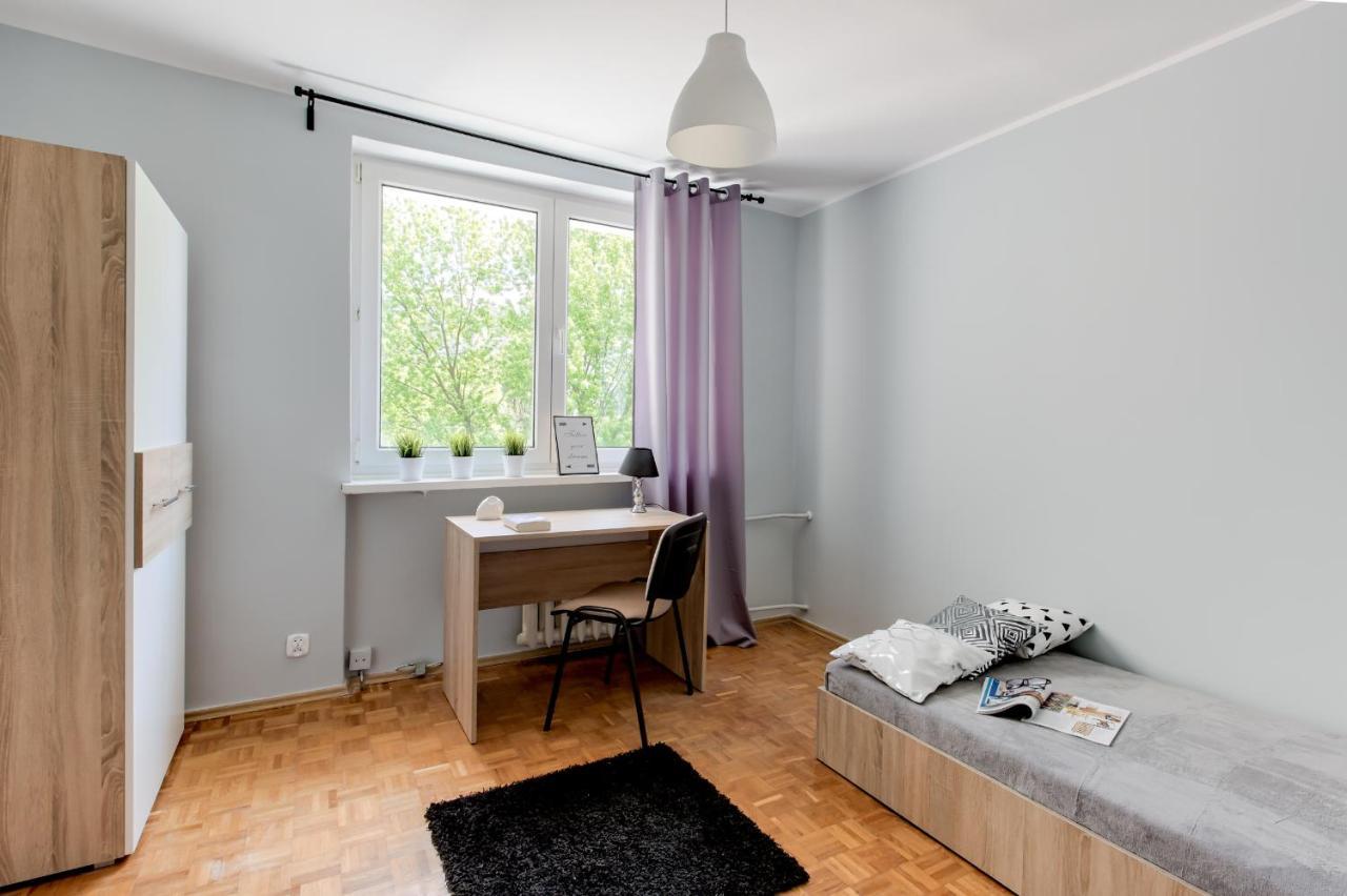 Krzywon 8 Rooms Varsovie Extérieur photo