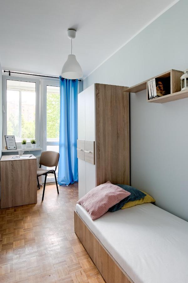 Krzywon 8 Rooms Varsovie Extérieur photo